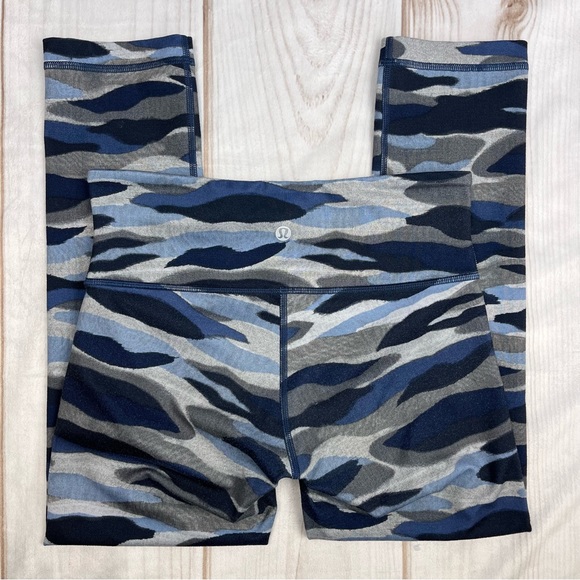 Lululemon Wunder Under Crop III Mini Coast Camo Deep Navy Multi Sz 4 - Picture 8 of 13